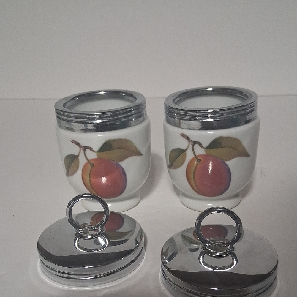 Royal Worcester Fine Porcelain Tableware - Picture 5 of 6